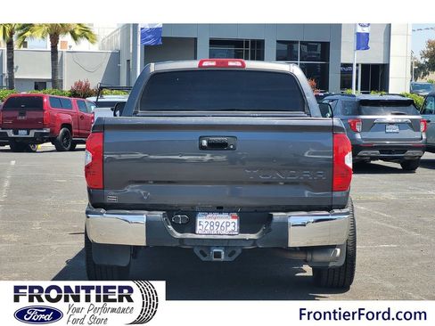 Used 2016 Toyota Tundra SR5 w/ SR5 Upgrade Package RWD image 5