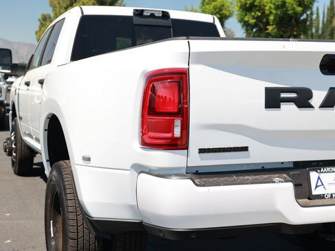 New 2026 RAM 3500 Big Horn AWD/4WD image 13