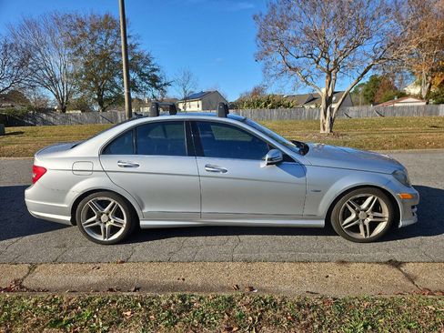 Used 2012 Mercedes-Benz C 250 C 250 Sport 4dr Sedan image 7
