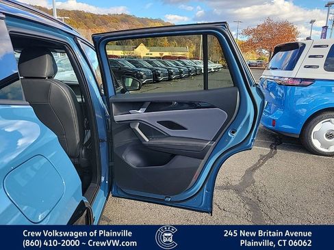 New 2026 Volkswagen Tiguan SE R-Line image 46