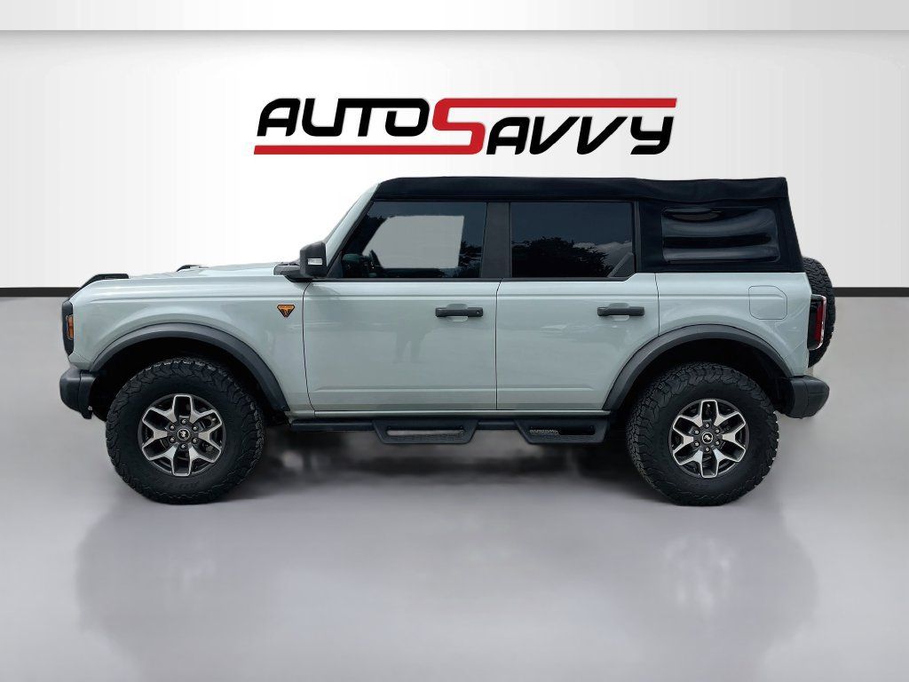 Used 2023 Ford Bronco Badlands AWD/4WD image 4