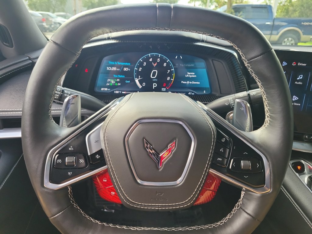 Used 2025 Chevrolet Corvette Z06 RWD image 8