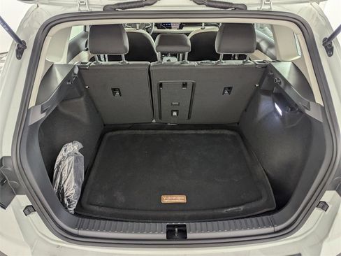 Used 2025 Volkswagen Taos S image 17