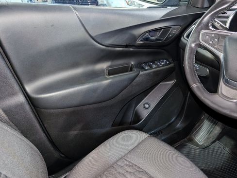 Used 2018 Chevrolet Equinox LT FWD image 31