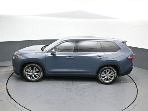 Certified 2025 Toyota Grand Highlander AWD image 44