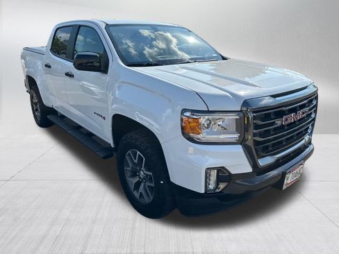 Used 2022 GMC Canyon AT4 w/ Trailering Package AWD/4WD image 3