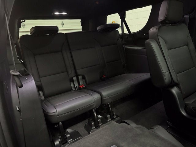 Used 2023 GMC Yukon XL Denali w/ Denali Reserve Package AWD/4WD image 28