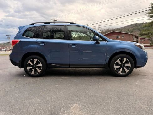 Used 2018 Subaru Forester 2.5i Limited AWD/4WD image 4
