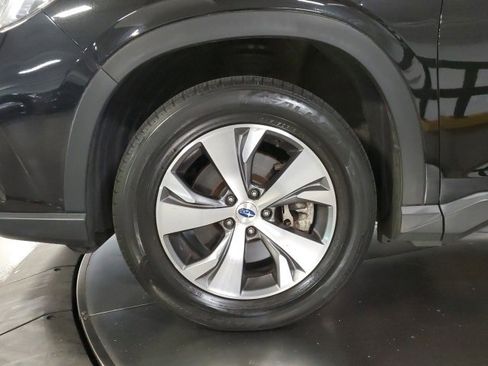 Used 2019 Subaru Ascent Premium image 28