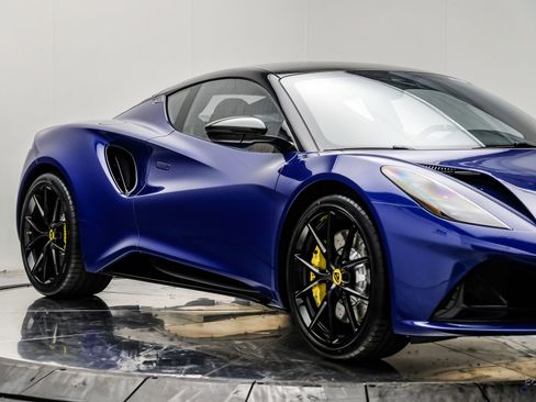 Used 2026 Lotus Emira SE RWD image 34