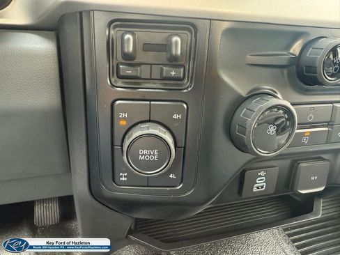 New 2026 Ford F350 XLT image 49