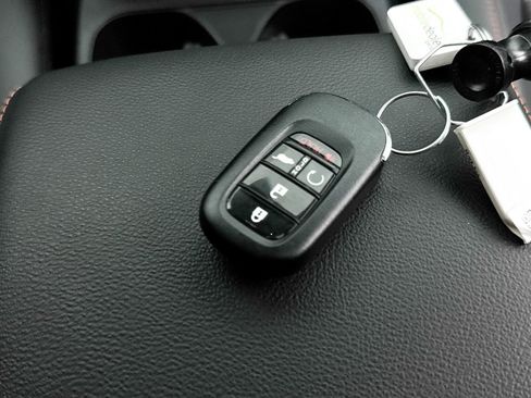 Used 2025 Honda CR-V Sport Touring image 40