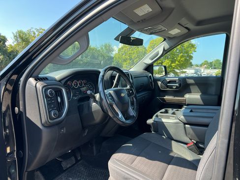 Used 2019 Chevrolet Silverado 1500 LT w/ All-Star Edition AWD/4WD image 9