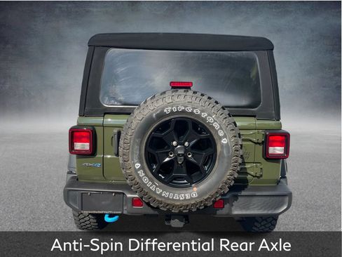Used 2023 Jeep Wrangler Unlimited w/ Cold Weather Group AWD/4WD image 7