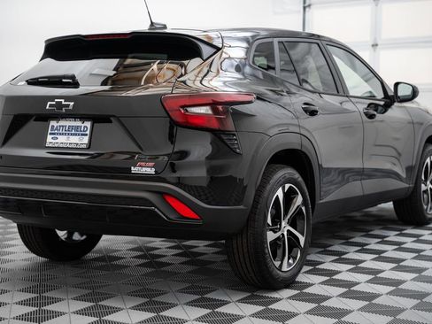 New 2026 Chevrolet Trax RS image 7