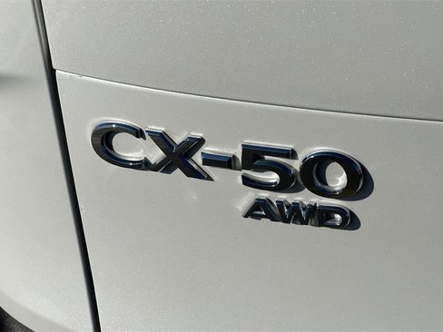 Used 2025 MAZDA CX-50 AWD 2.5 S w/ Preferred Package image 12