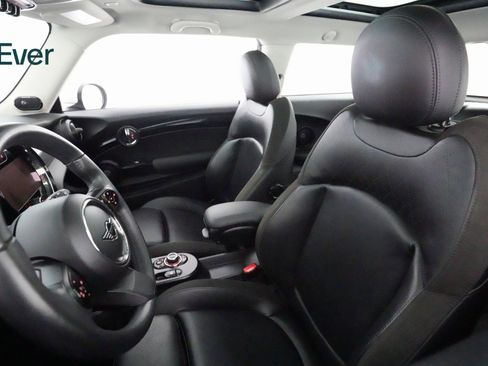 Used 2023 MINI Cooper SE image 7