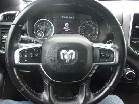 Used 2022 RAM 1500 Big Horn image 11