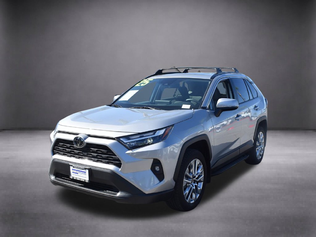 Used 2025 Toyota RAV4 XLE Premium w/ Weather Package FWD image 4