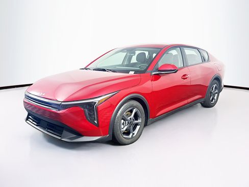 Used 2025 Kia K4 FWD image 3
