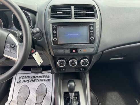 Used 2019 Mitsubishi Outlander Sport ES FWD image 18
