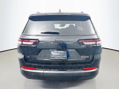 Used 2023 Jeep Grand Cherokee L Laredo AWD/4WD image 6