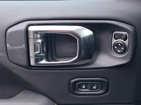 New 2025 Jeep Gladiator Sport w/ Premium Package image 27