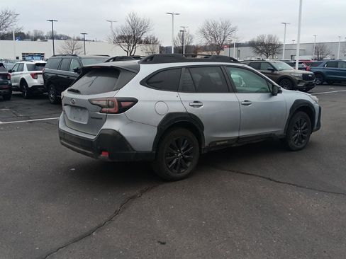 Used 2024 Subaru Outback Onyx Edition image 4