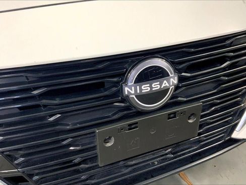 Used 2025 Nissan Altima 2.5 SV image 28