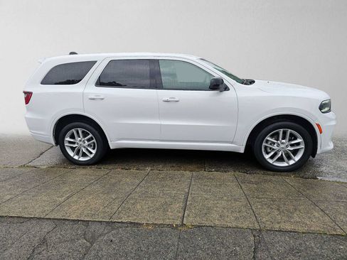 Used 2025 Dodge Durango GT AWD/4WD image 2