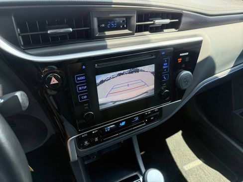 Used 2017 Toyota Corolla SE w/ Carpet Mat Package (TMS) FWD image 21