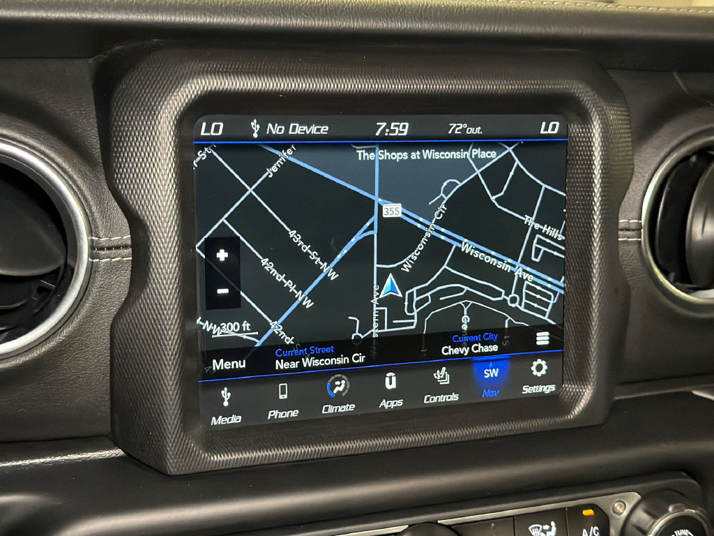 Used 2023 Jeep Wrangler Unlimited Sahara w/ Cold Weather Group AWD/4WD image 26