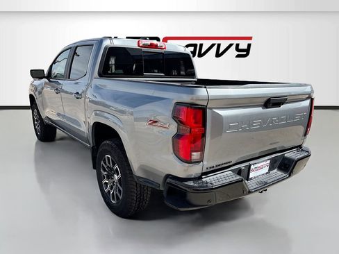 Used 2024 Chevrolet Colorado Z71 w/ Z71 Convenience Package 2 image 5