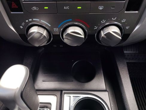 Used 2020 Toyota Tundra SR5 w/ SR5 Upgrade Package image 4