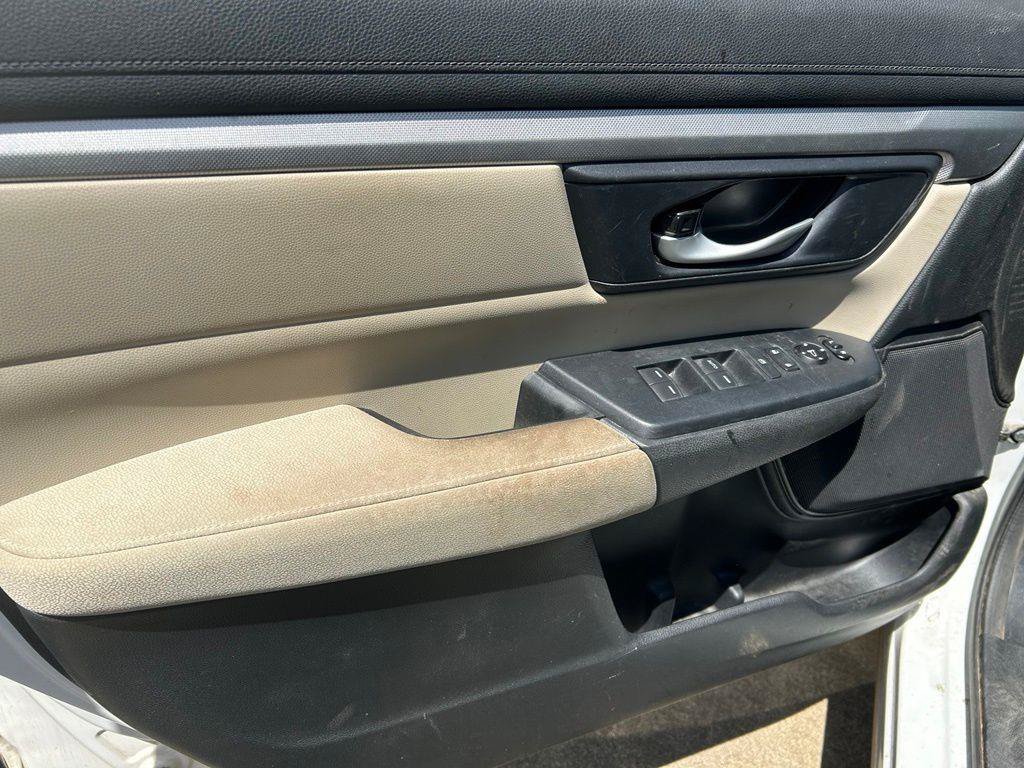 Used 2020 Honda CR-V LX image 9