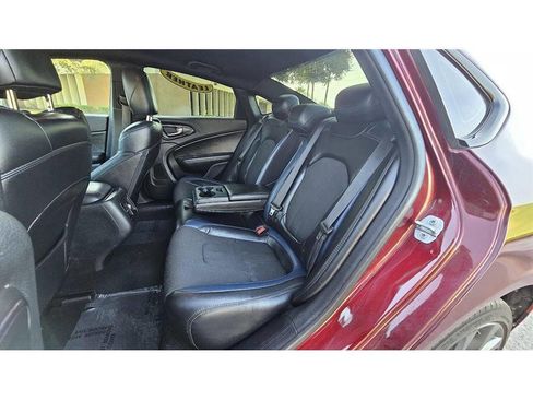 Used 2015 Chrysler 200 S w/ Navigation & Sound Group I image 18