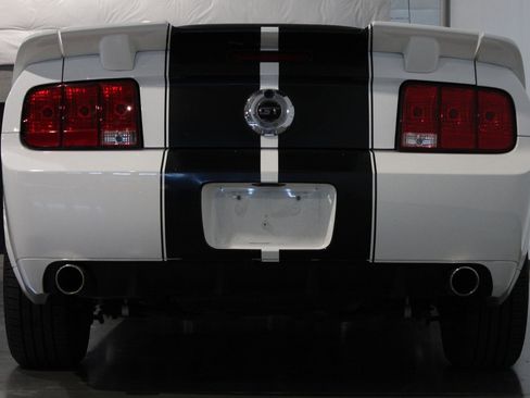 Used 2007 Ford Mustang GT RWD image 35