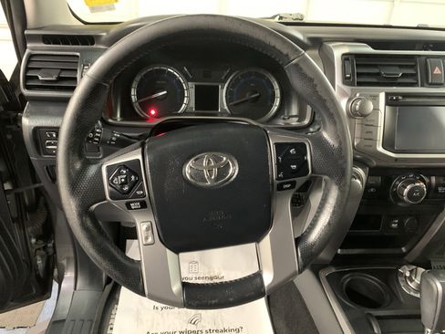 Used 2018 Toyota 4Runner SR5 image 17