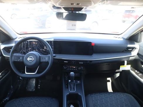 New 2026 Nissan Kicks SV w/ SV Premium Package image 9