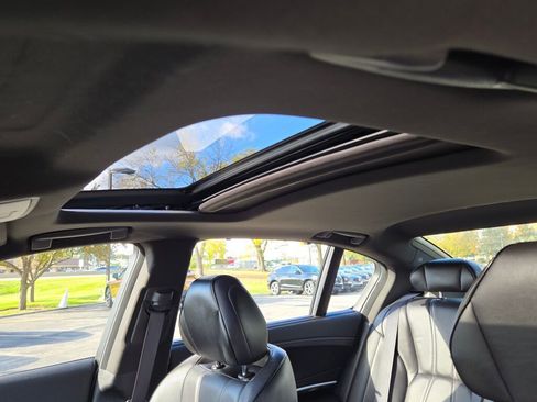 Used 2019 Acura RLX Sport Hybrid w/ Advance Pkg image 23