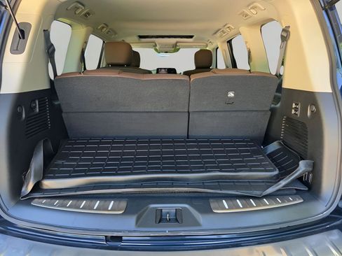 Used 2022 INFINITI QX80 Premium Select w/ Cargo Package AWD/4WD image 6