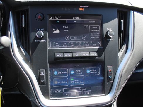 Used 2025 Subaru Outback image 16