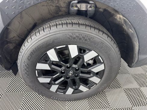 Used 2025 Hyundai Santa Cruz SEL FWD image 13