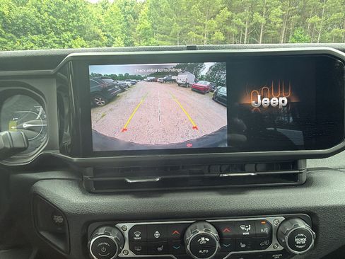 Used 2025 Jeep Wrangler Unlimited Sport S 4xe AWD/4WD image 33