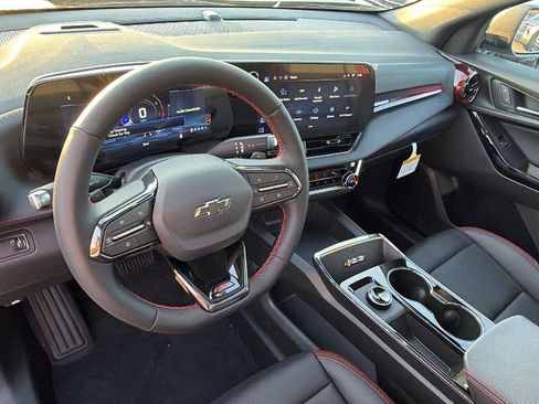 New 2027 Chevrolet Equinox RS w/ Safety and Technology Package FWD image 4