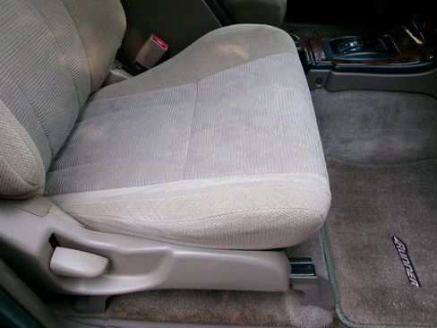 Used 2000 Toyota 4Runner SR5 image 33