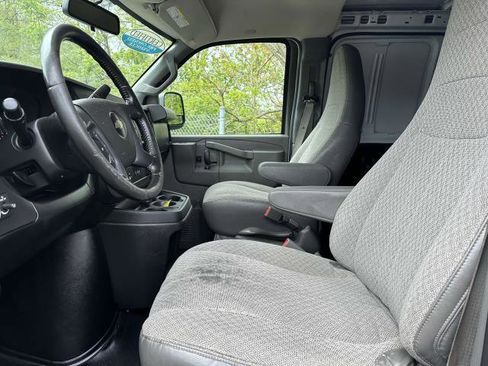 Used 2020 Chevrolet Express 2500 Extended w/ Driver Convenience Package image 10