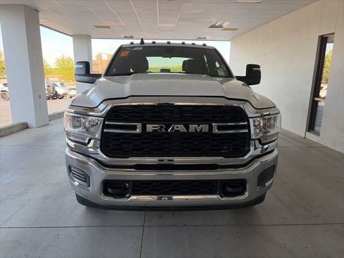 Used 2024 RAM 3500 Tradesman w/ Chrome Appearance Group image 3