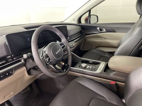 New 2026 Kia Carnival LXS image 22