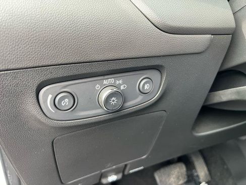 Used 2023 Buick Encore GX Essence w/ Experience Buick Package AWD/4WD image 21